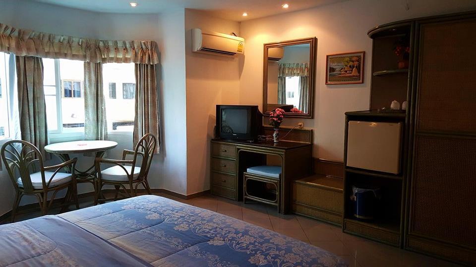 เพนชั่น ซัม โรส Hotel Karon ภายนอก รูปภาพ
